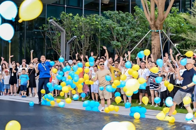 بوصلة قيمة Emdoor:البقاء على قيد الحياة من خلال العمل الشاق: الاعتراف بالحزم اللازم للنجاح. بوصلة قيمة Emdoor:البقاء على قيد الحياة من خلال العمل الشاق: الاعتراف بالحزم اللازم للنجاح.