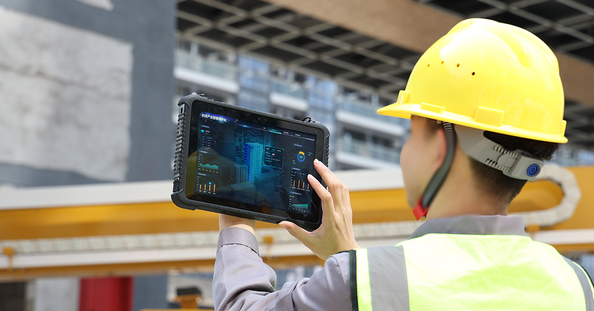 Emdoor تابلت قوي للنوافذ for industrial and field applications